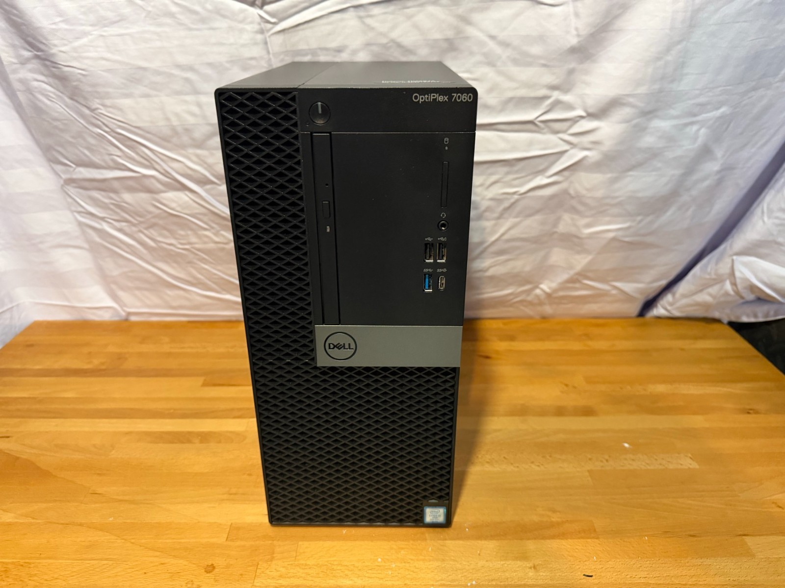 Dell OptiPlex 7060 Tower i7-8700 8GB 512 GB SSD Win 11 Desktop PC – Tested