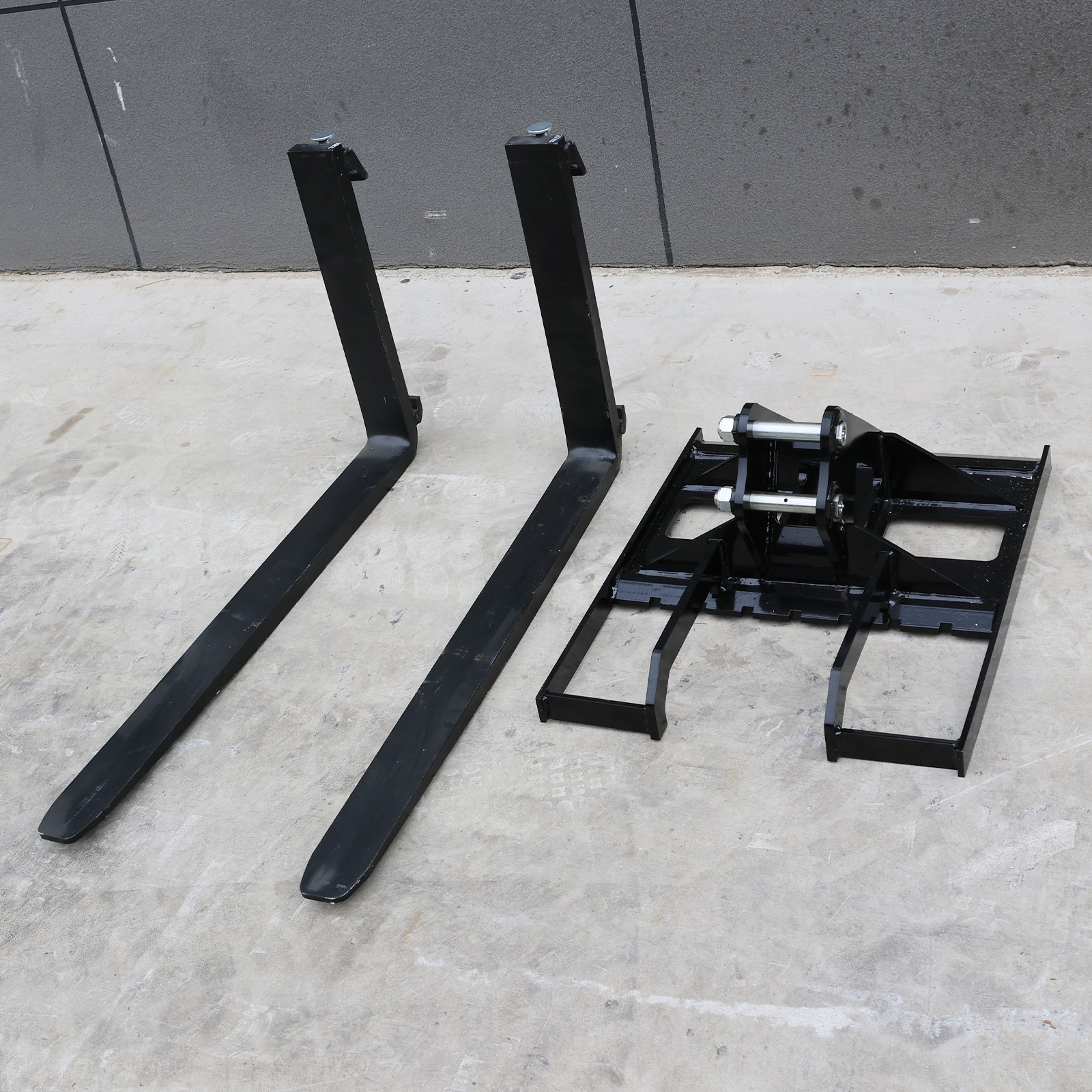 NEW Pallet Fork Attachment for 1-2 Ton Mini Excavator，25mm Diameter Pin