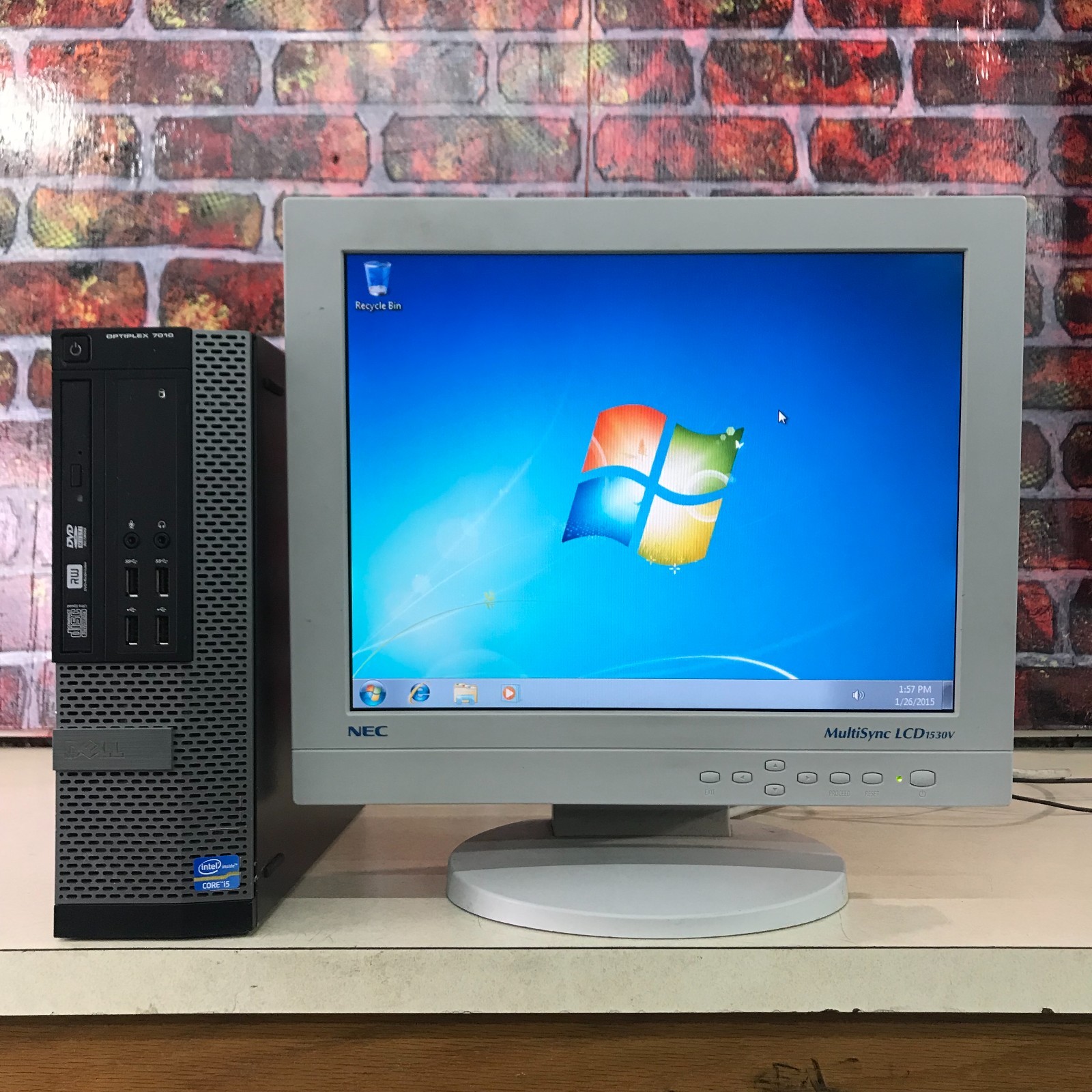 Dell OptiPlex 7010 SFF i5-3570 3.40GHz 8GB RAM 250GB HDD (Windows 7 Pro 64-Bit)