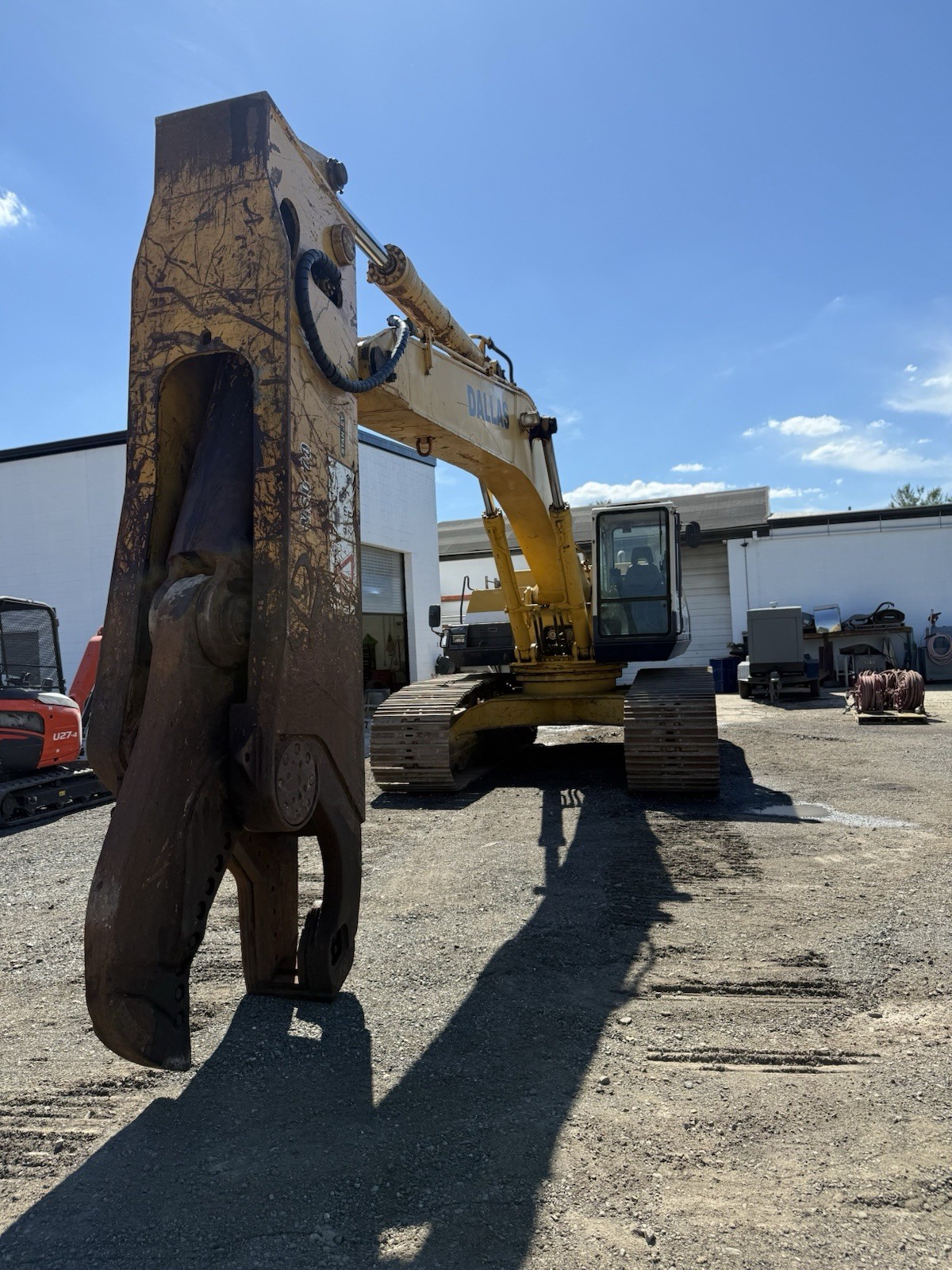 Komatsu Pc400-5HD Excavator with LaBounty MSD70 straight Shear Bucket And Stick