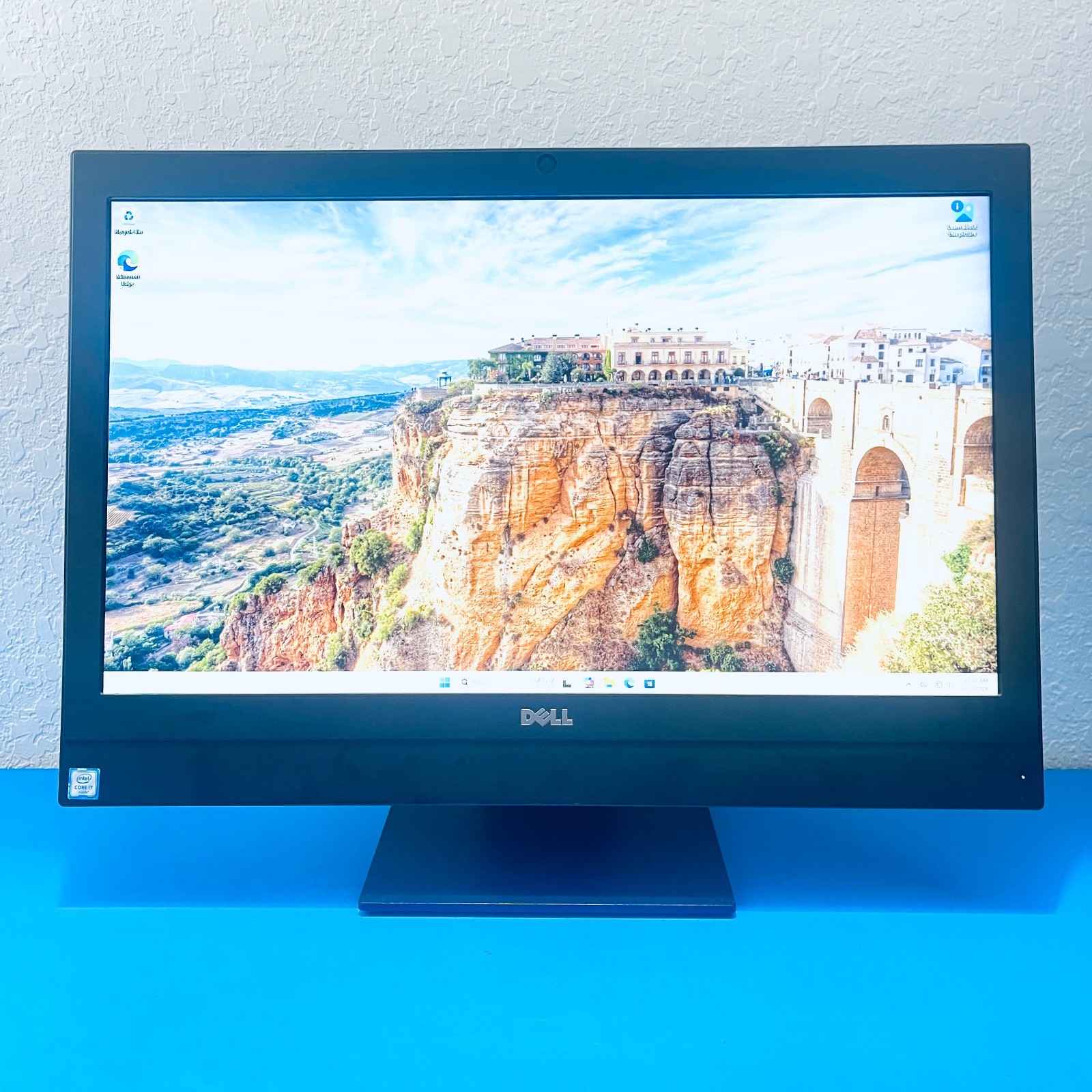Dell OptiPlex AIO 7450 23.8″ / 3.40GHz i7 / 8GB / 256GB SSD / WiFi+BT / W11P
