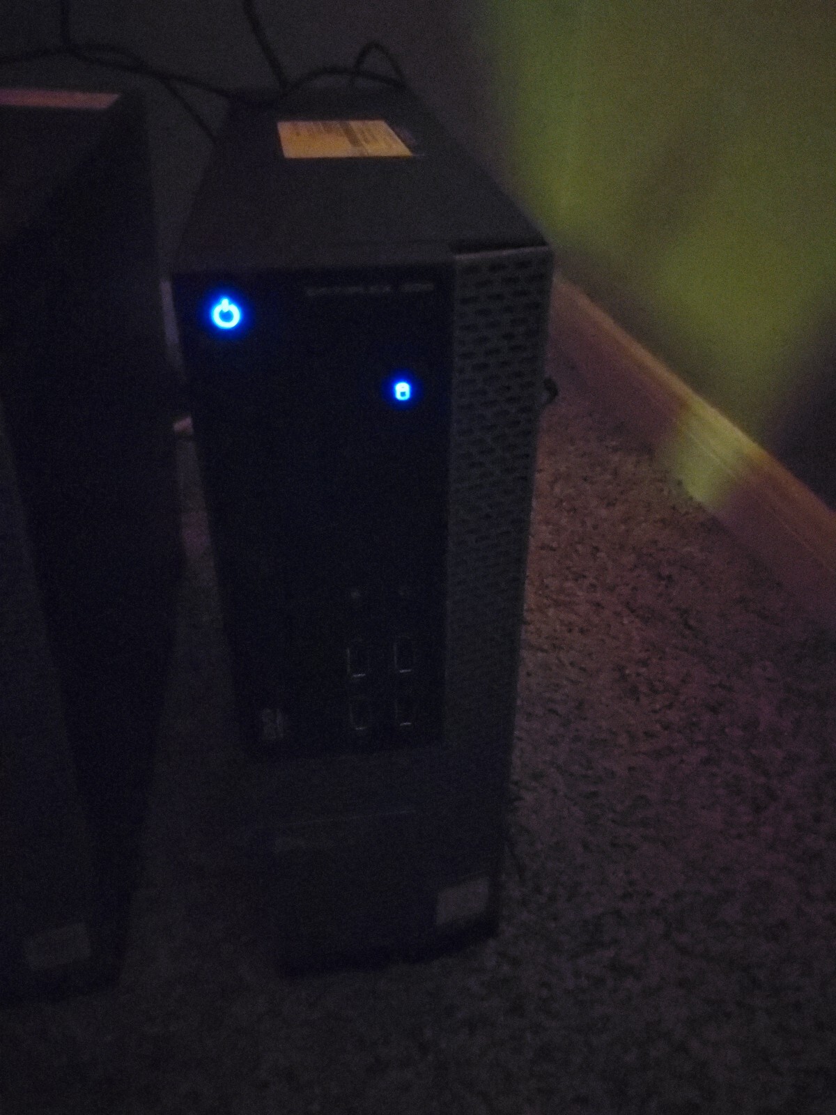 DELL Optiplex 990 SFF Flagship Premium Business Desktop Computer (Intel Quad-Cor