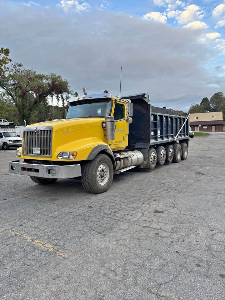 2017 International quint Dump Truck cummins isx15 | allison