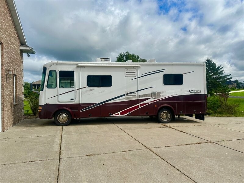 2004 Allegro Open Road RV Camper Motorhome – Kitchen, bedroom, Fully loaded