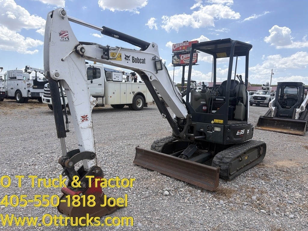 2021 Bobcat E35I Mini Excavator Track Hoe 24Hp 802 Hrs 7500Lb Used