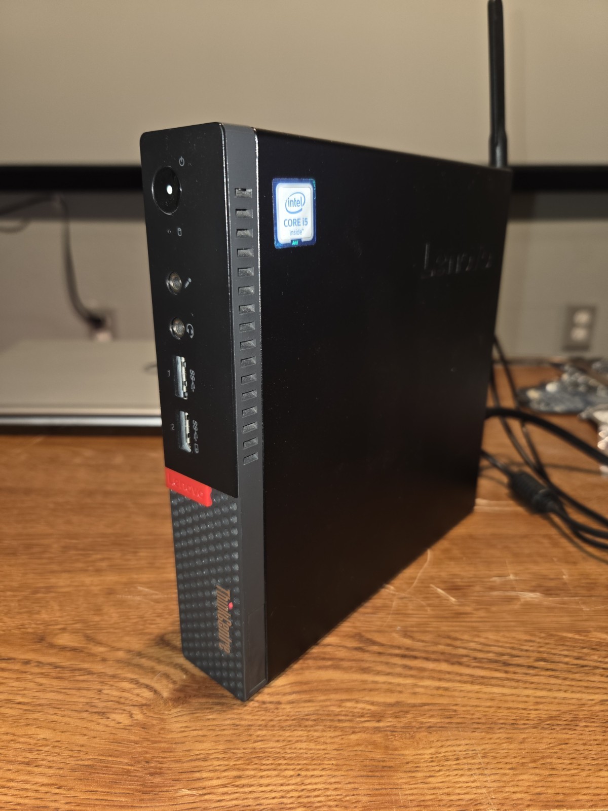Lenovo ThinkCentre M710q Micro i5-6500T 8GB Ram 128GB SSD – Windows 11 Pro