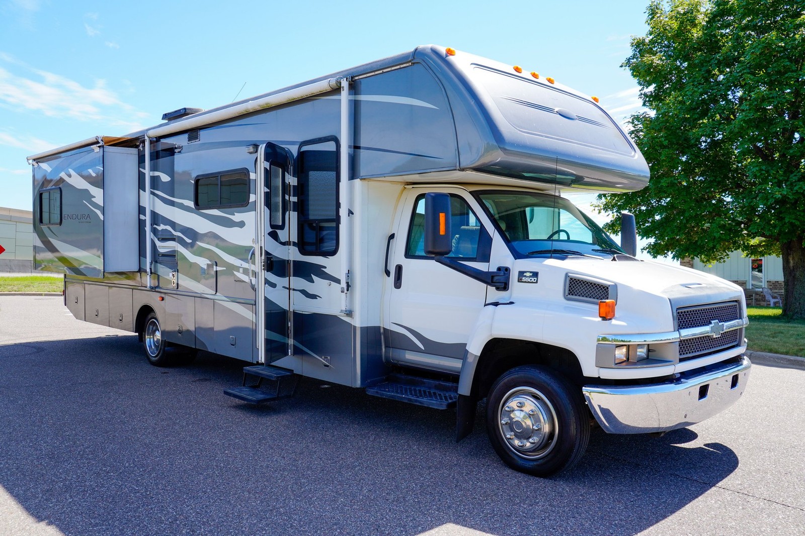 2006 Gulf Stream Endura * 8.1L Vortec V8  *