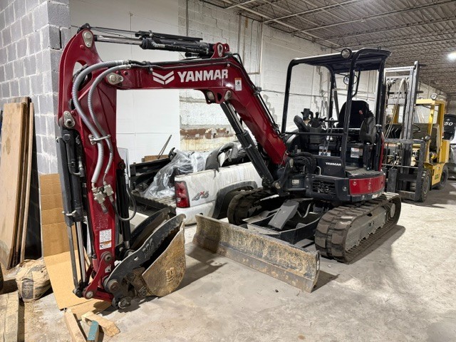 2021 YANMAR SV40 EXCAVATOR ONLY 161 HOURS