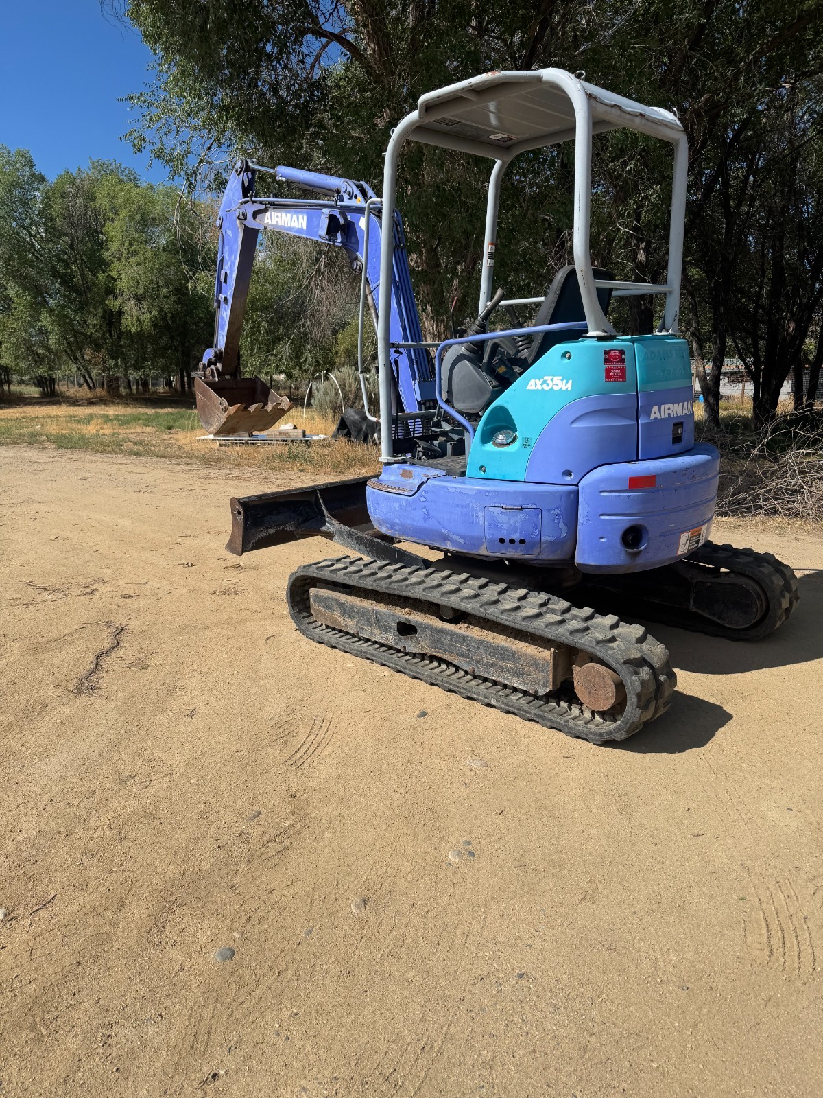 Airman AX35U Mini Excavator Track Hoe 8400Lbs Tracks are good, Used