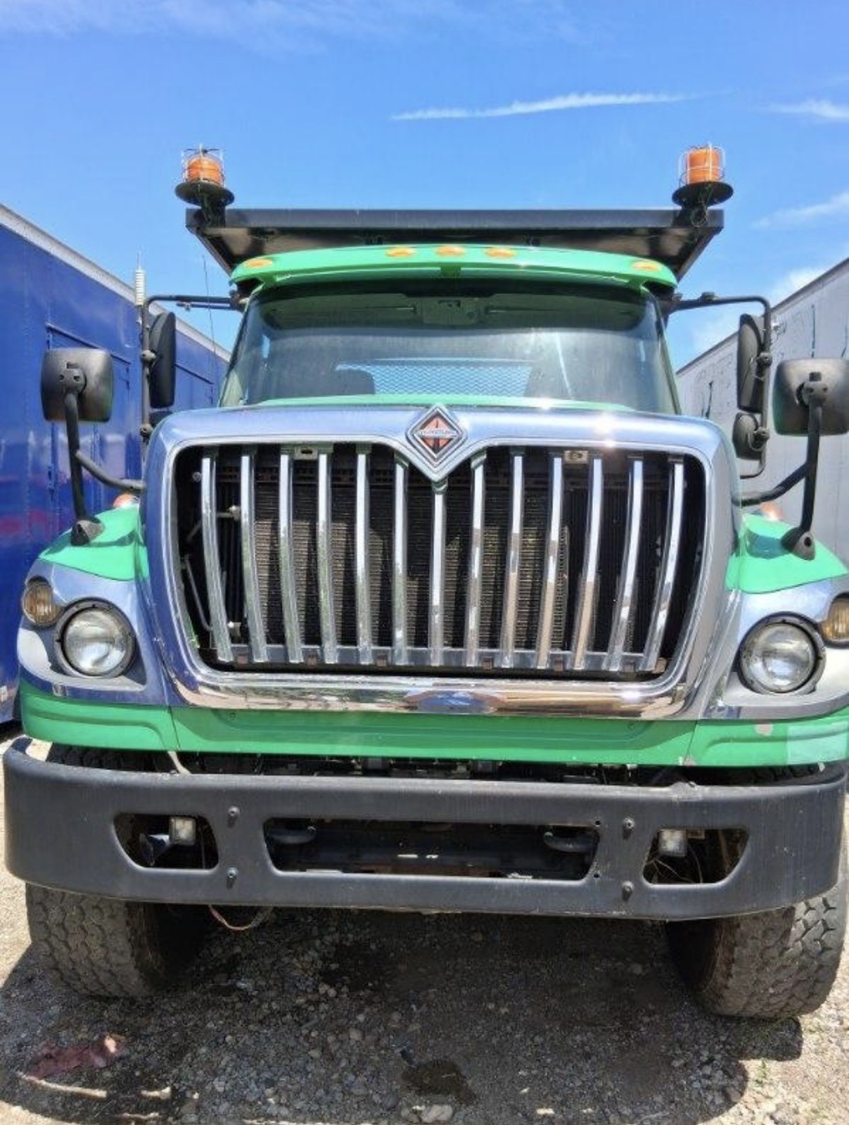 2012 Jerr-Dan International 7400