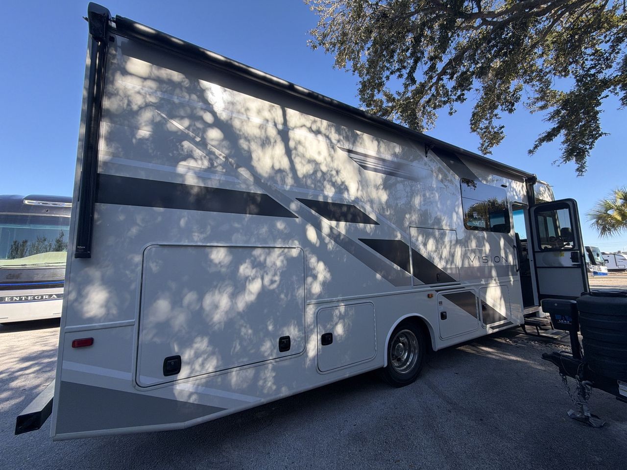 2026 Entegra Coach Vision 29S