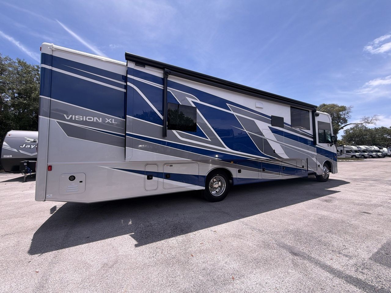 2027 Entegra Coach Vision XL 36C