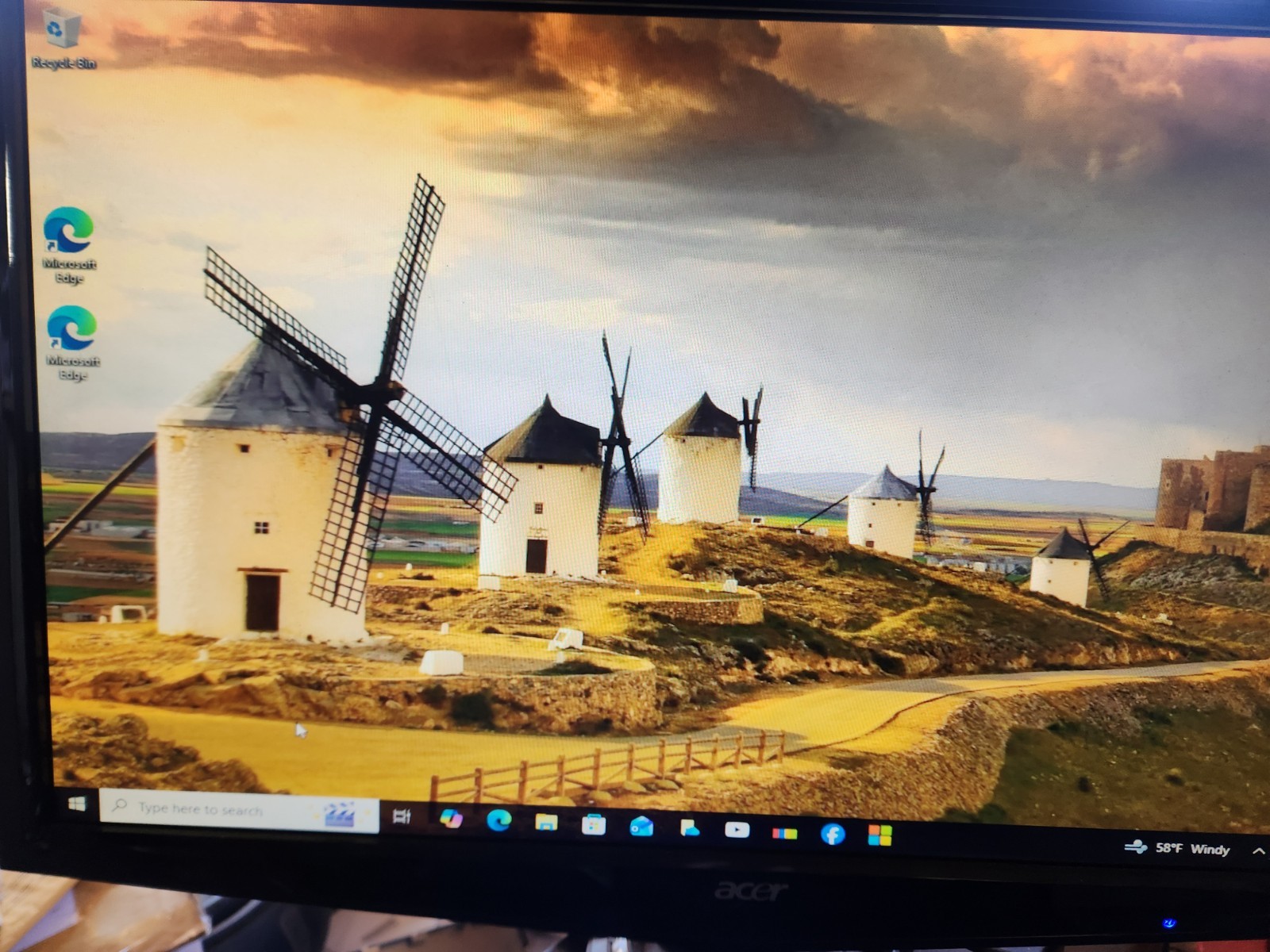 Dell Optiplex 790 MT Intel Core i3-2120 3.30GHz 10gb RAM DVDRW Win 10 pro wrks