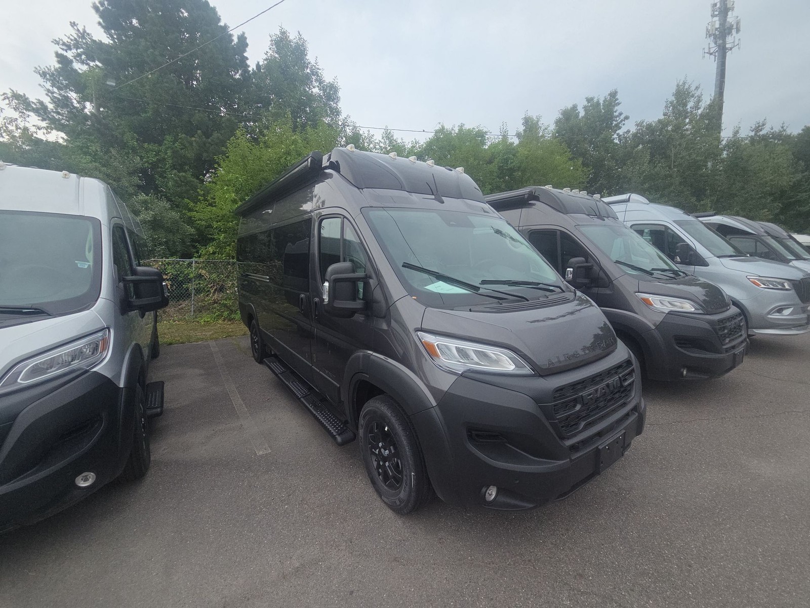 2026 Airstream Rangeline Rangeline