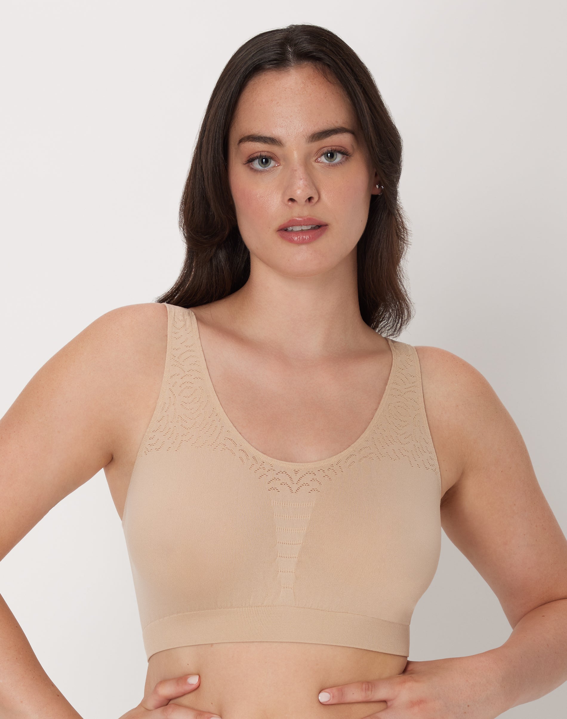 Bali Comfort Revolution Women’s Pullover Bra – Seamless Microfiber Bralette Light Beige XL