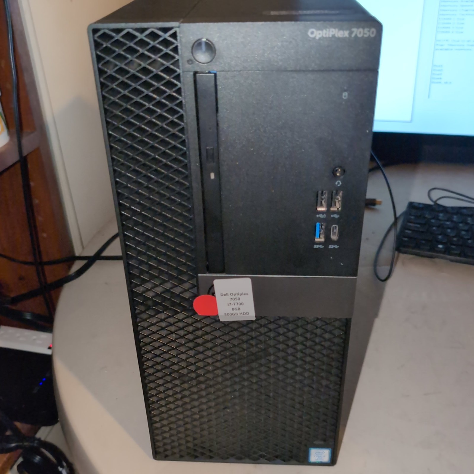 Dell OptiPlex 7050 Tower Intel Core i7-7700 3.6 GHz 8GB RAM 500 GB HDD, No OS