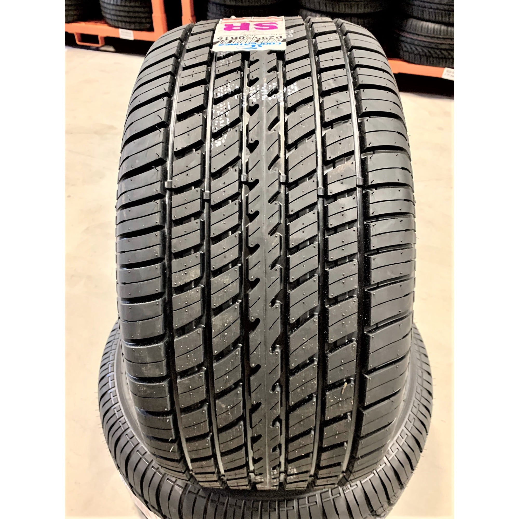 Cooper Cobra Radial G/T All Season 295/50R15 105S Passenger Tire