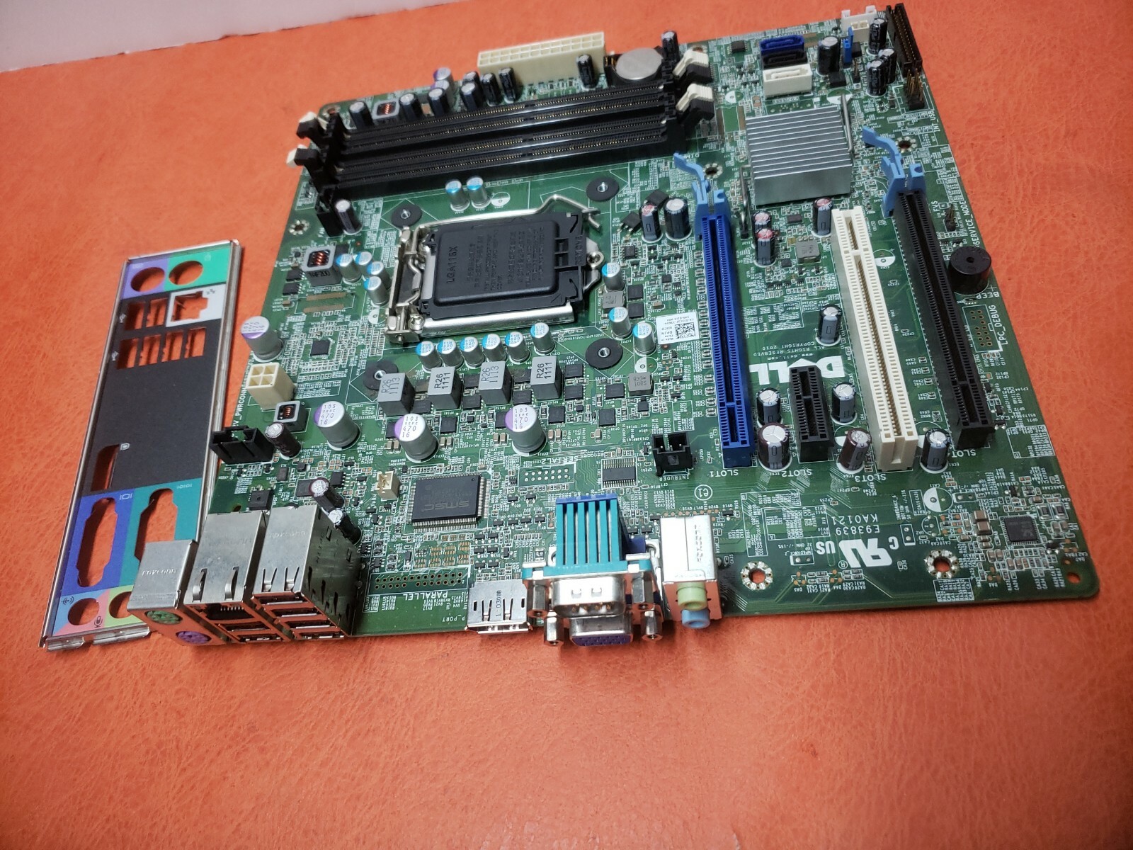 DELL  Optiplex 790 0J3C2F DT / MT Desktop Motherboard  + IO shield TESTED