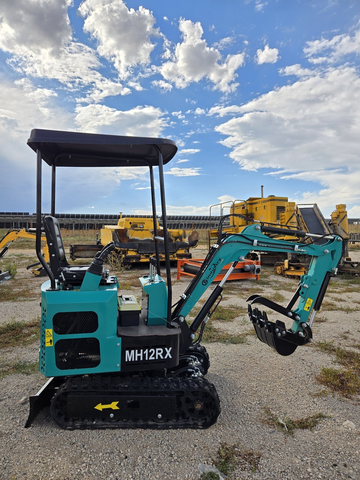 2025 AGT MH12RX Mini Excavator w Thumb # 4524