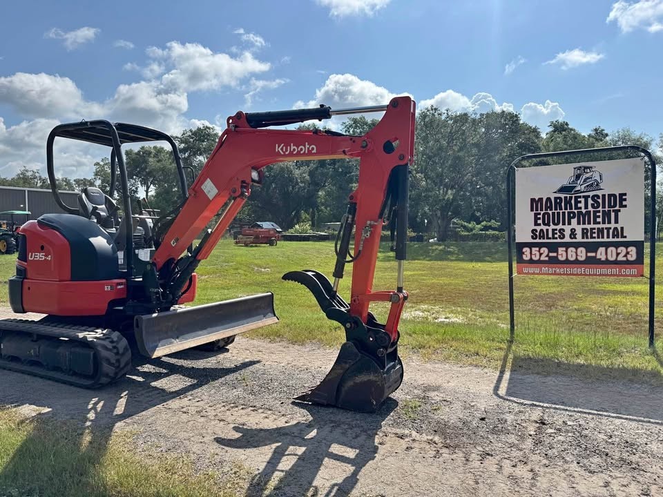 KUBOTA U35-4 MINI EXCAVATOR – LOW HOURS – HYDRAULIC THUMB