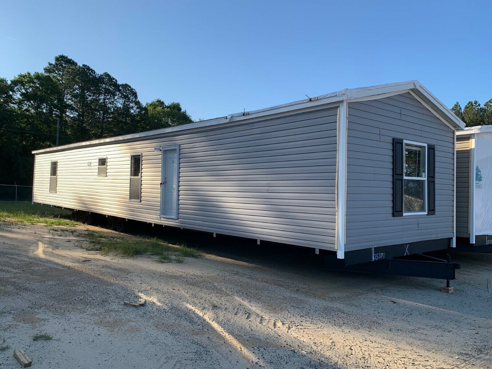 2022 Furnished  FEMA 2BR/1BA 14×48 Mobile Home-Zone 3-A/C-HCP Bath-Virginia+