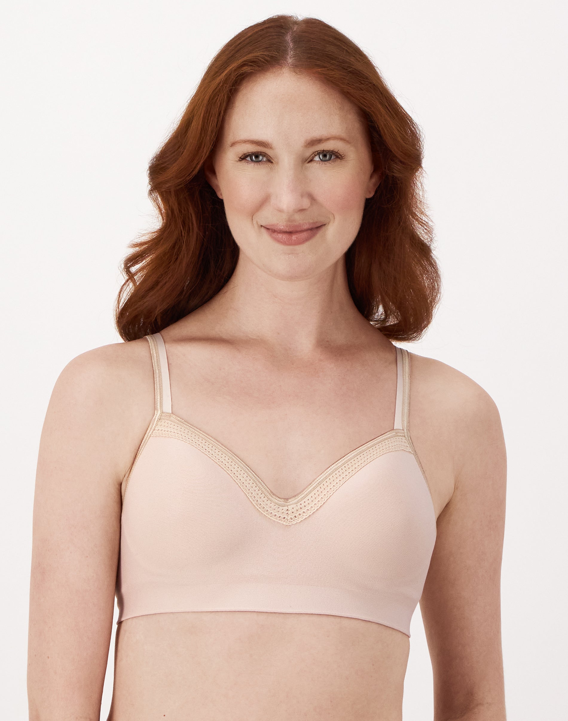Hanes Foam Evolution Women’s Wireless Bra with SmoothTec Band Sandshell M