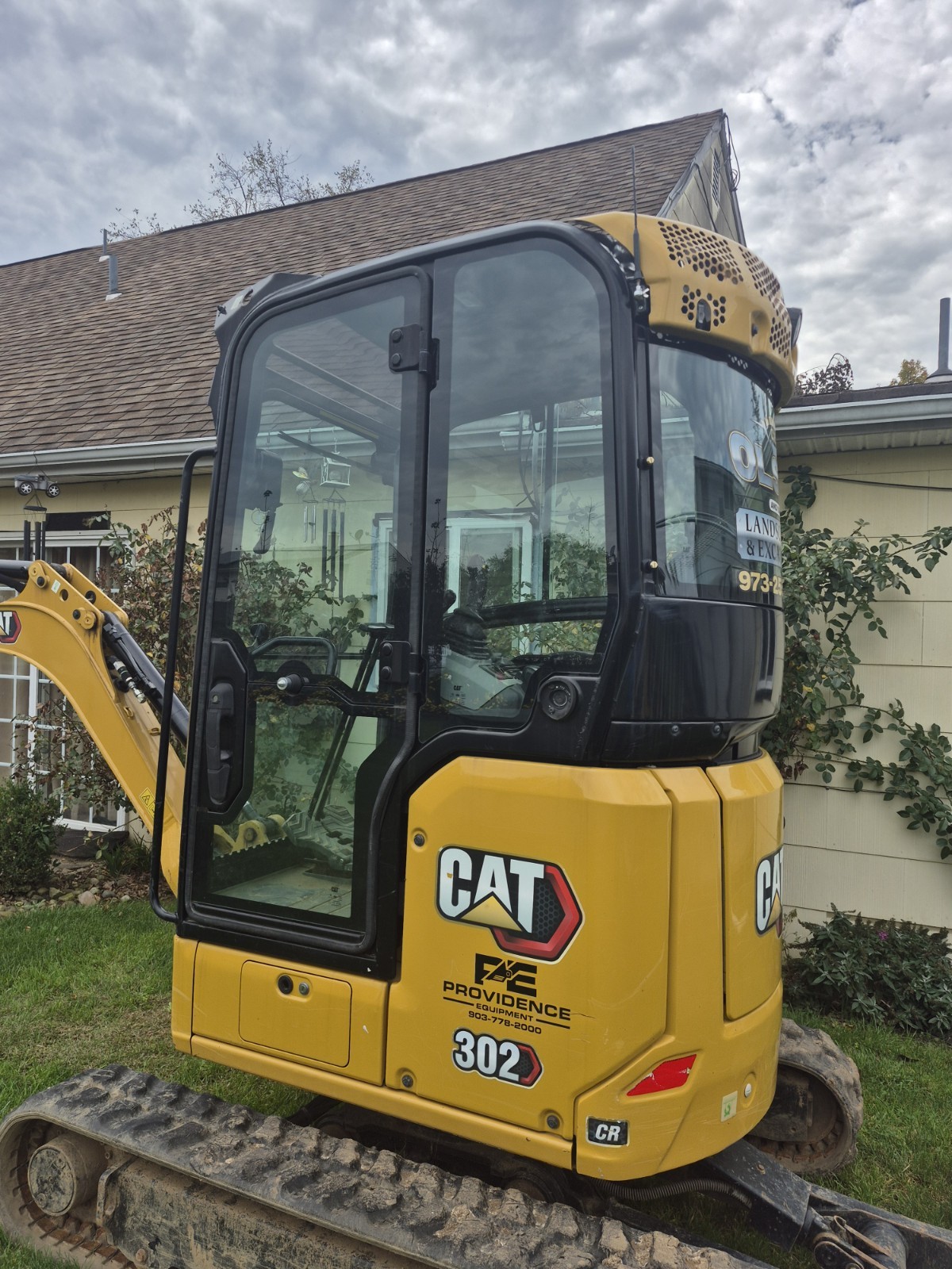2o20 CATERPILLAR 302 CR MINI EXCAVATOR – QUICK ATTACH BUCKET – PRE EMISSIONS