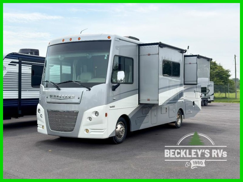 2019 Winnebago Vista LX 27N Used