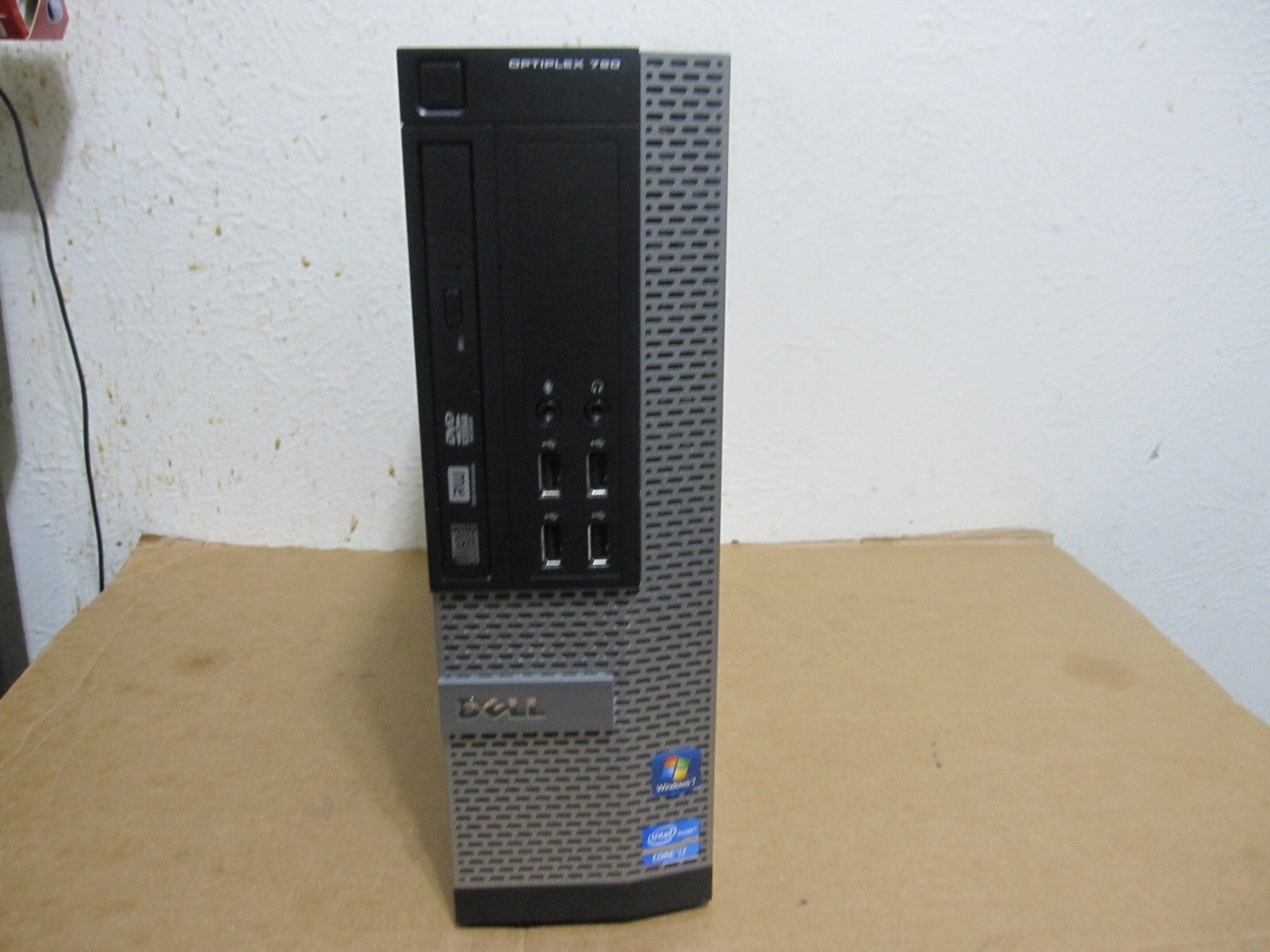 Dell Optiplex 790 SFF 4-Core i7-2600, 3.4GHz,4GB RAM,250GB HD,DVDRW,Windows 11